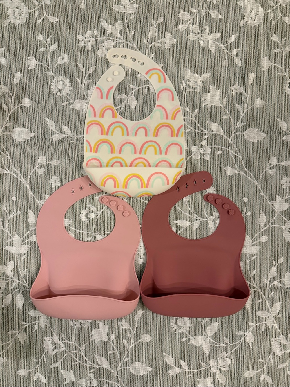 Set of 3 Silicone Baby/Toddler Bibs